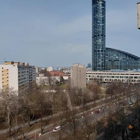 5 Seperate Shared Near Center Skytowe 弗罗茨瓦夫