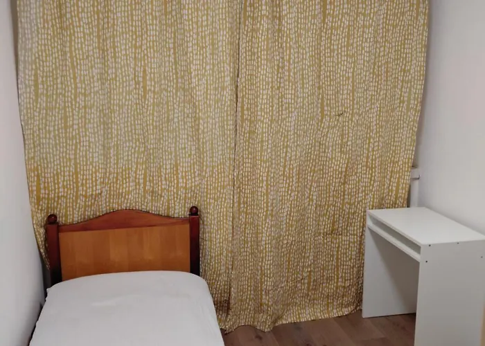 5 Seperate Shared Near Center Skytowe